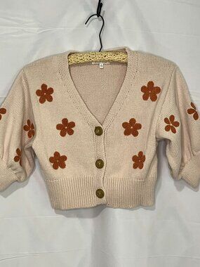 Baevely Cropped Daisy Sweater Short Bubble Sleeve Floral Beige Tan Orange Medium